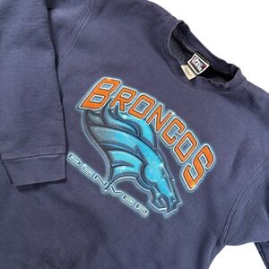 VTG Pro Player Denver‎ Broncos Crewneck Sweatshirt Sz L Navy Blue NFL Football